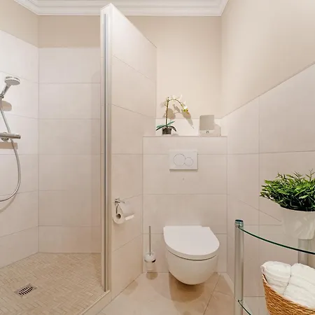 Strandburg Meersicht * شاربوتس